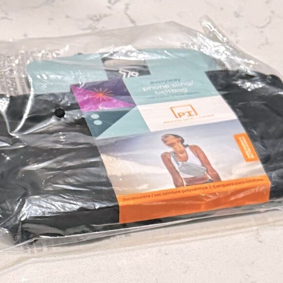 TRAVELON Packing Intelligence Pi Everyway Phone Sling  Phone Sling / Belt Bag - Picture 5 of 9